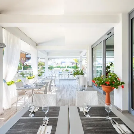 Hotel Al Cigno Lignano Sabbiadoro