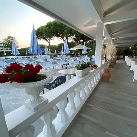 Hotell Al Cigno Lignano Sabbiadoro